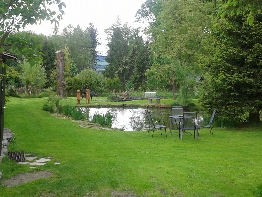 Apartman Dvorecna Loučovice Chambre photo