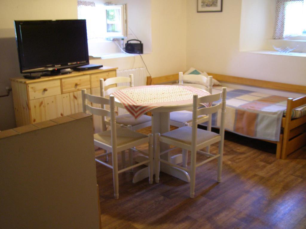 Apartman Dvorecna Loučovice Extérieur photo