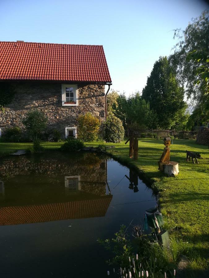 Apartman Dvorecna Loučovice Extérieur photo